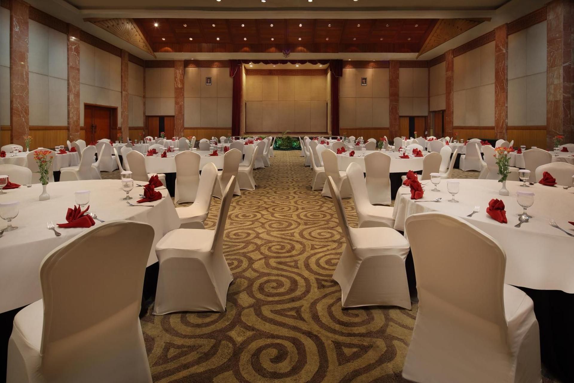banquet hall