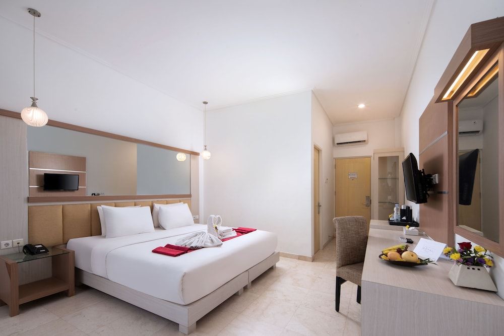 Royal Hotel and Villa Trawas