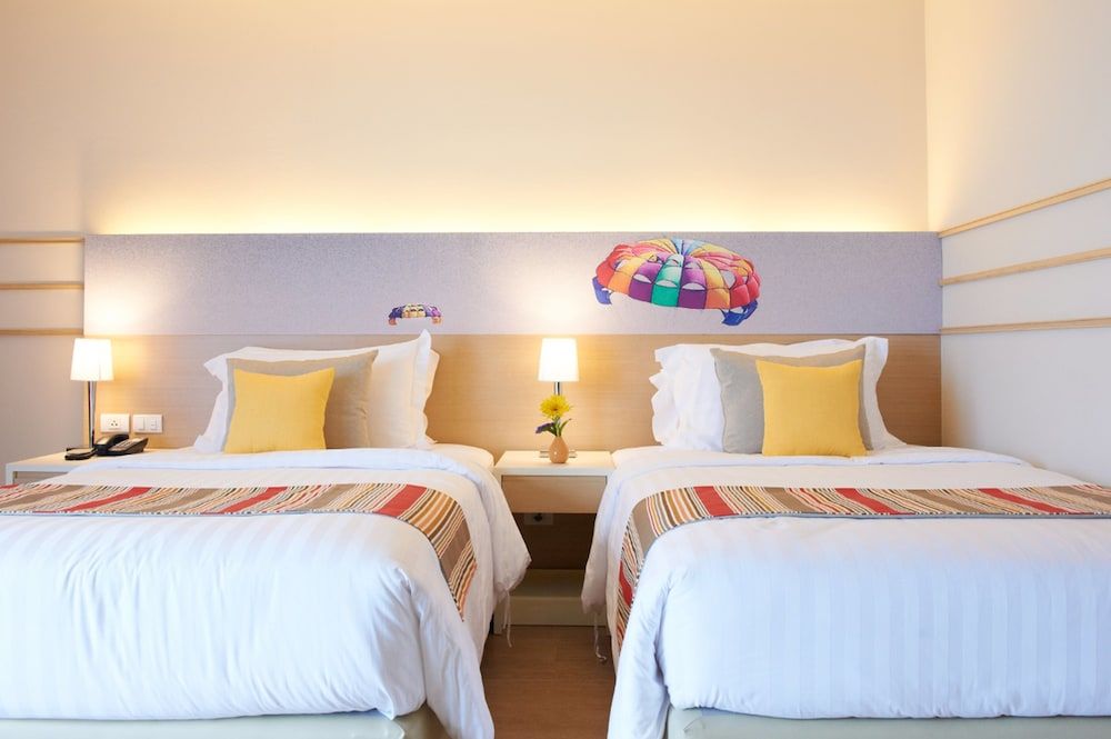 Pattaya Sea View Hotel Deluxe Double Room, City View 4