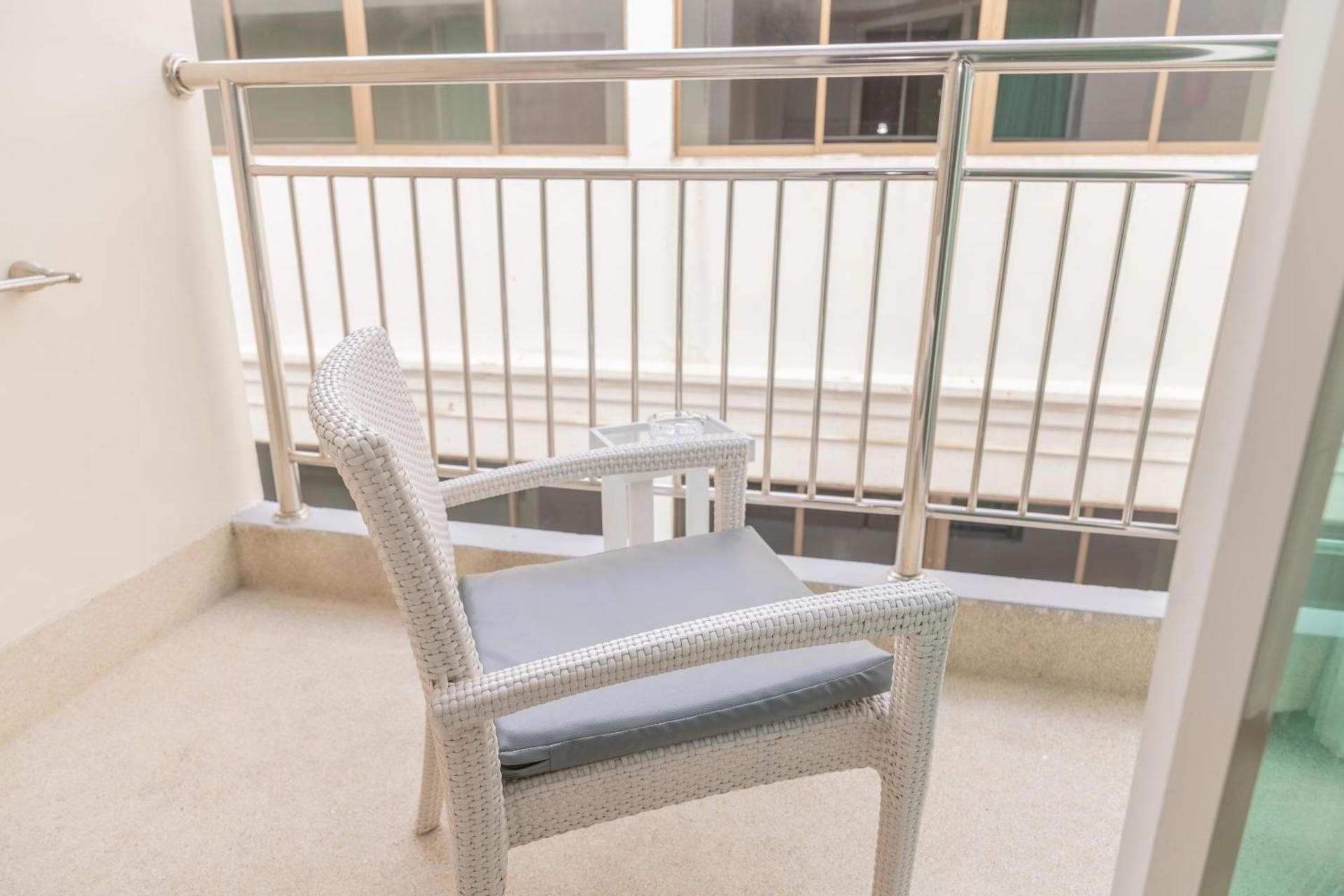 undefined Pattaya Sea View Hotel 9