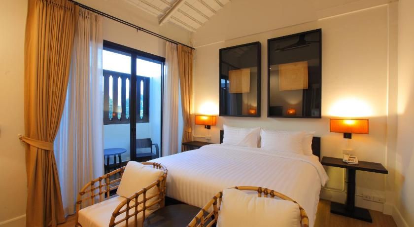 undefined 99 The Gallery Hotel 10