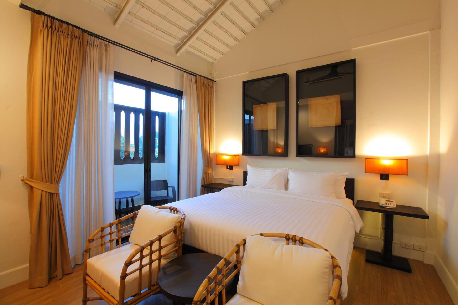 undefined 99 The Gallery Hotel 4