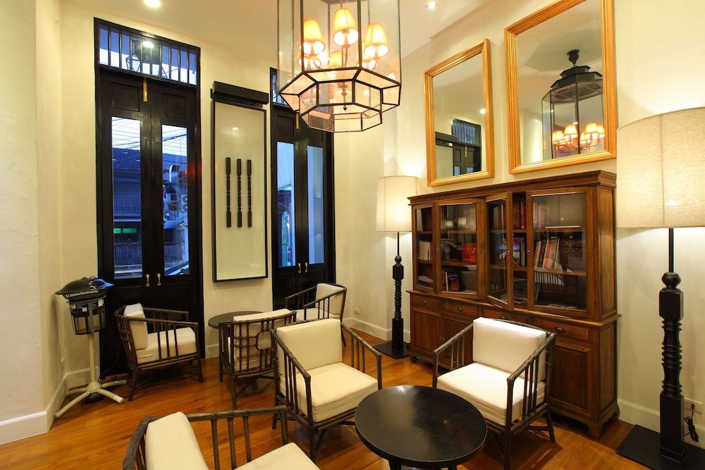 undefined 99 The Gallery Hotel 6