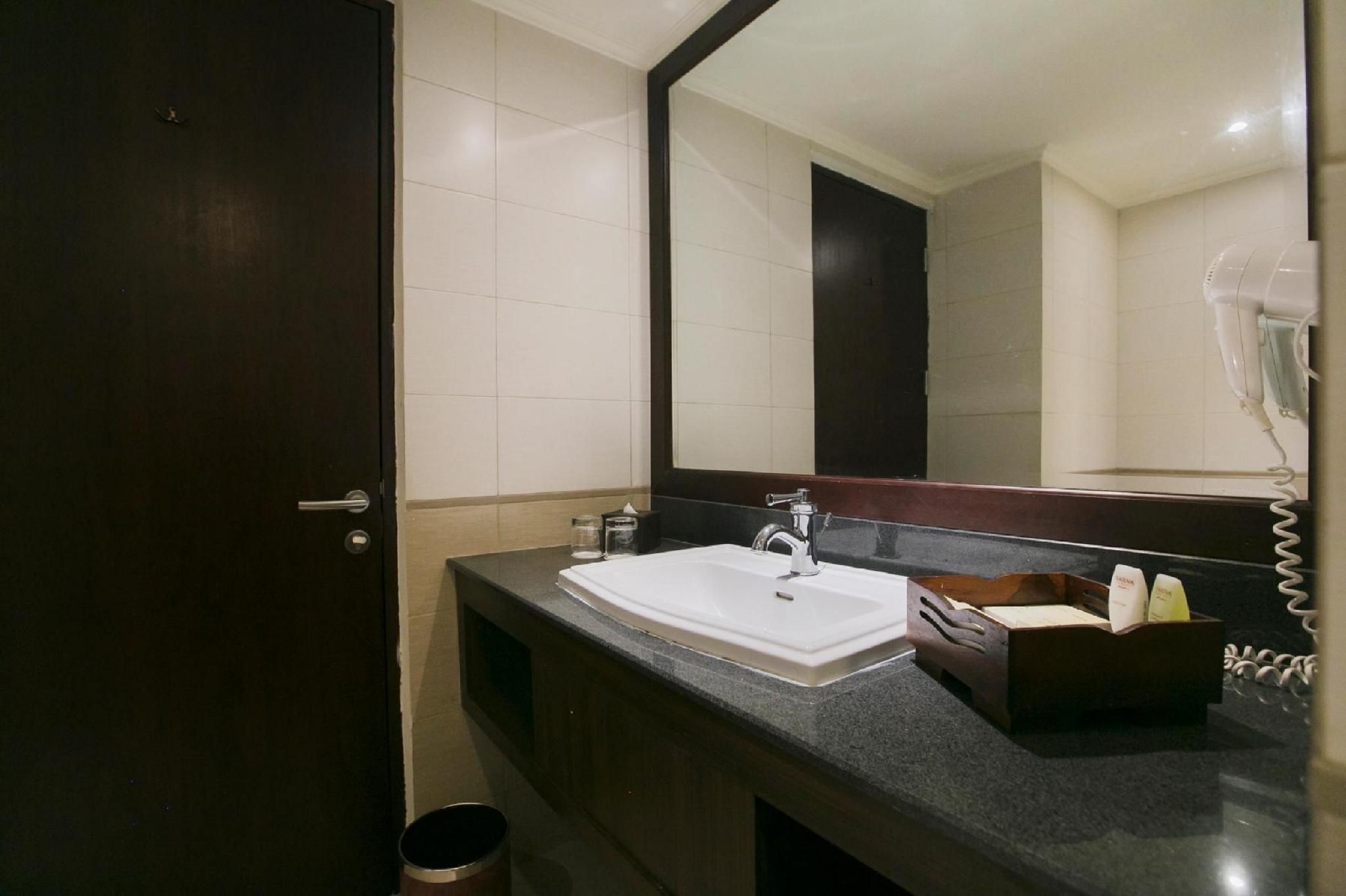 Varna Culture Hotel Soerabaia Surabaya Business Double or Twin Room 5