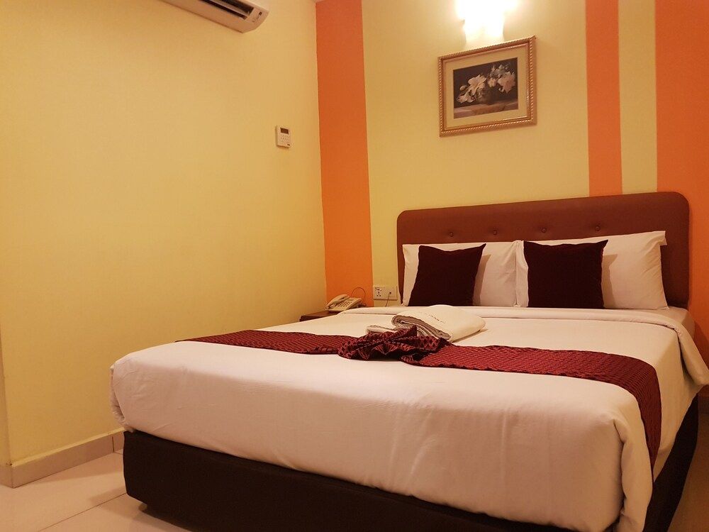Sun Inns Hotel Bandar Puchong Utama Deluxe Queen Room without Window 3