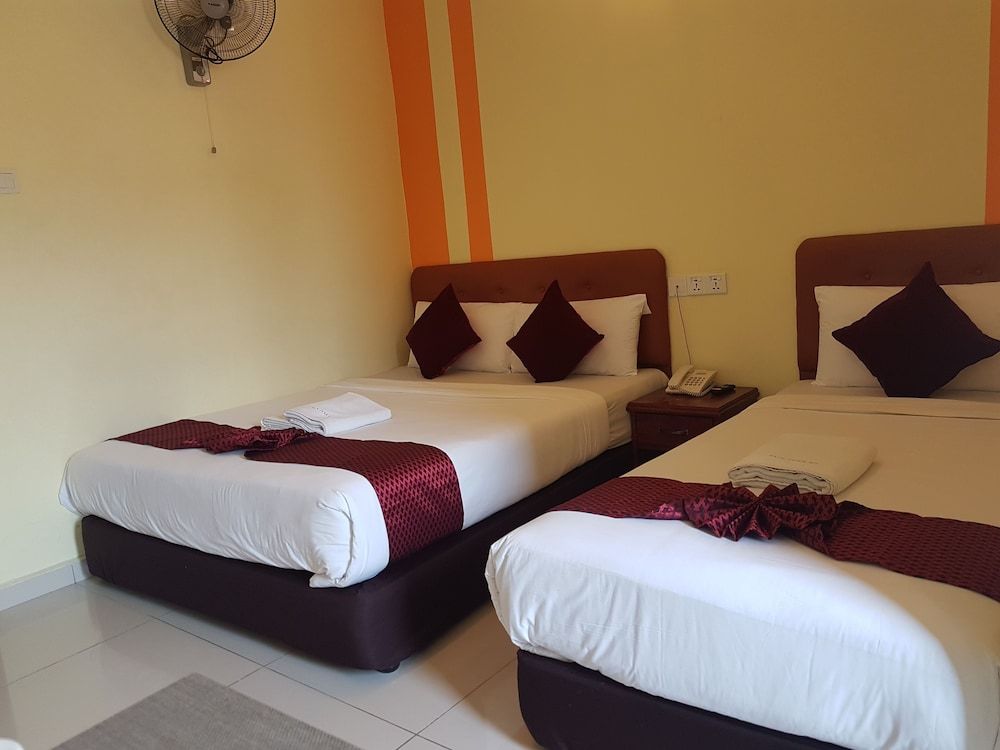 Sun Inns Hotel Bandar Puchong Utama Basic Triple Room, 1 Bedroom 5