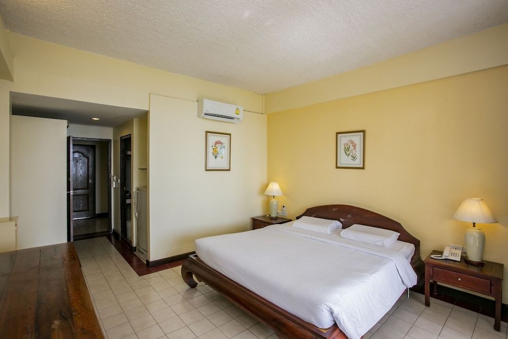 Mae Pim Resort Hotel Superior Double Room 2