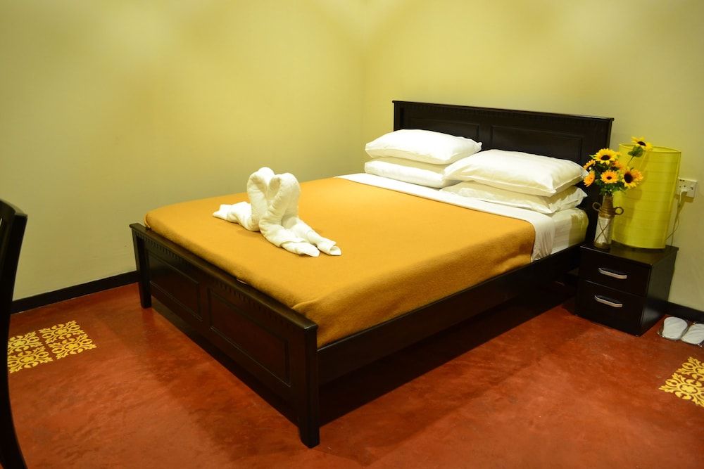 The Sovereign Double Room, Ensuite 4