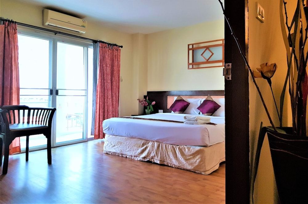 undefined Pangviman Place Resotel 9