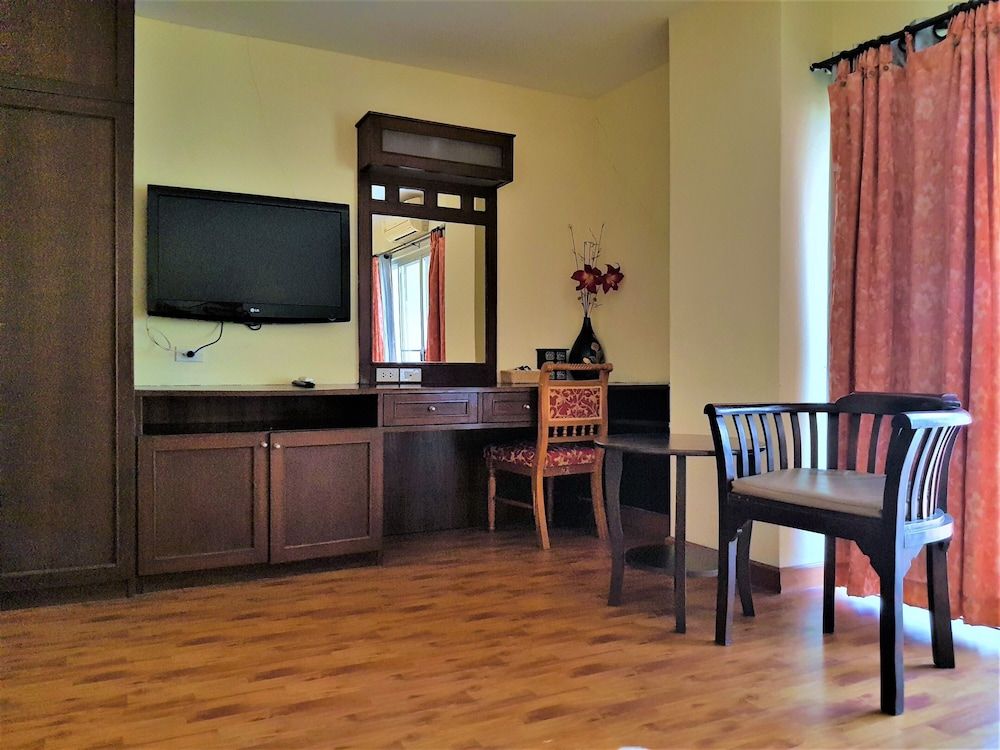 undefined Pangviman Place Resotel 8
