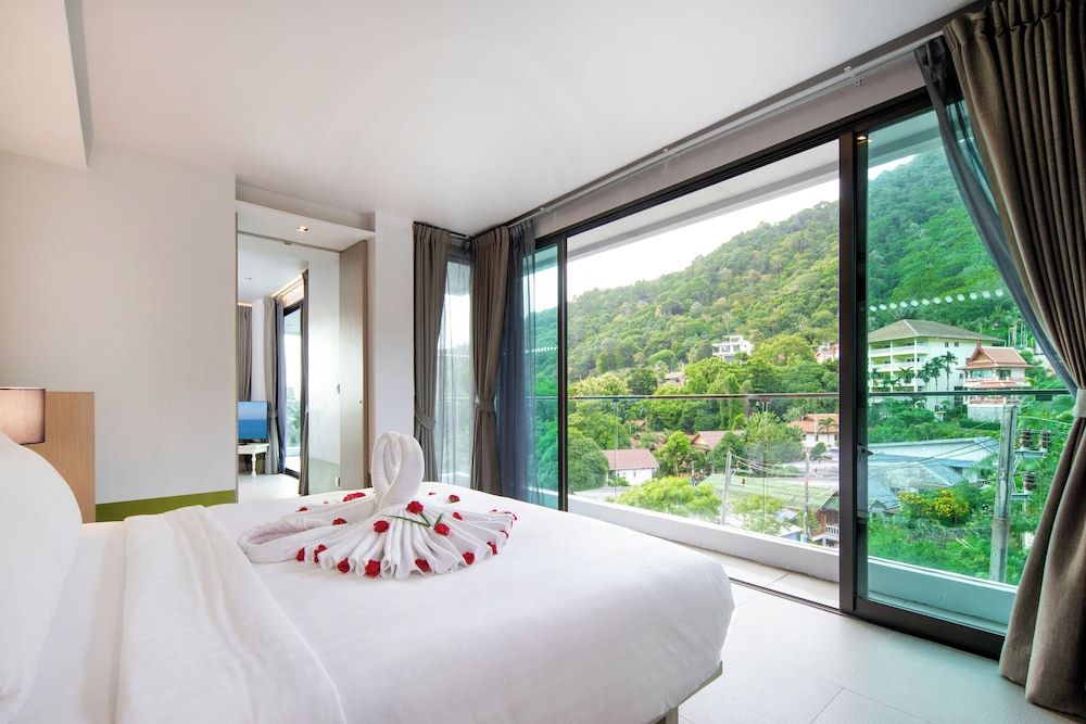 The Yama Hotel Phuket Executive Suite, Sea View