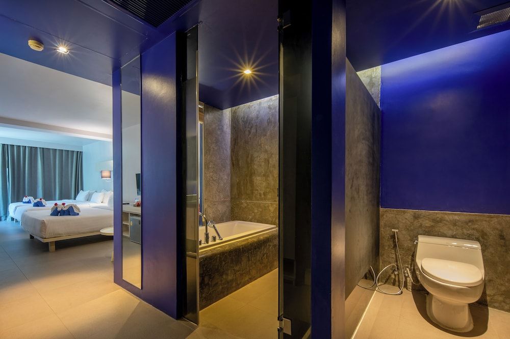 The Yama Hotel Phuket Family King and Twin Bed Room 6