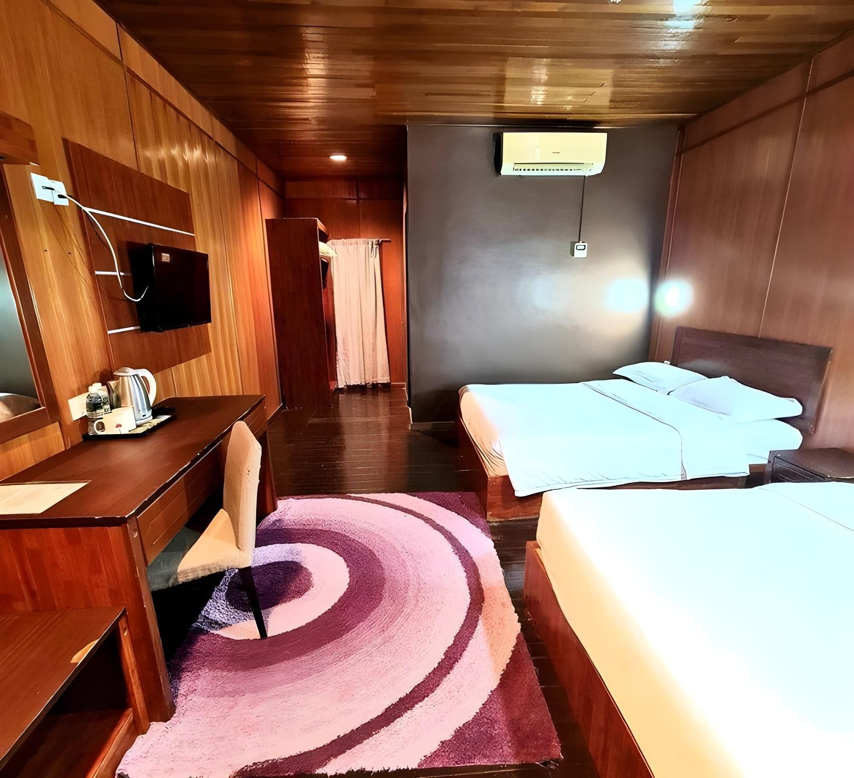 Standard Chalet