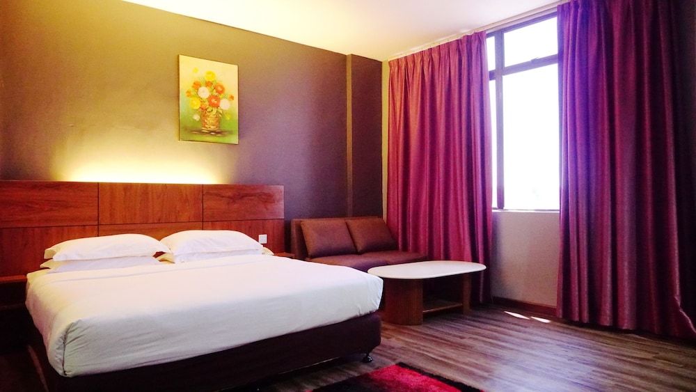 undefined Langgura Baron Resort 2