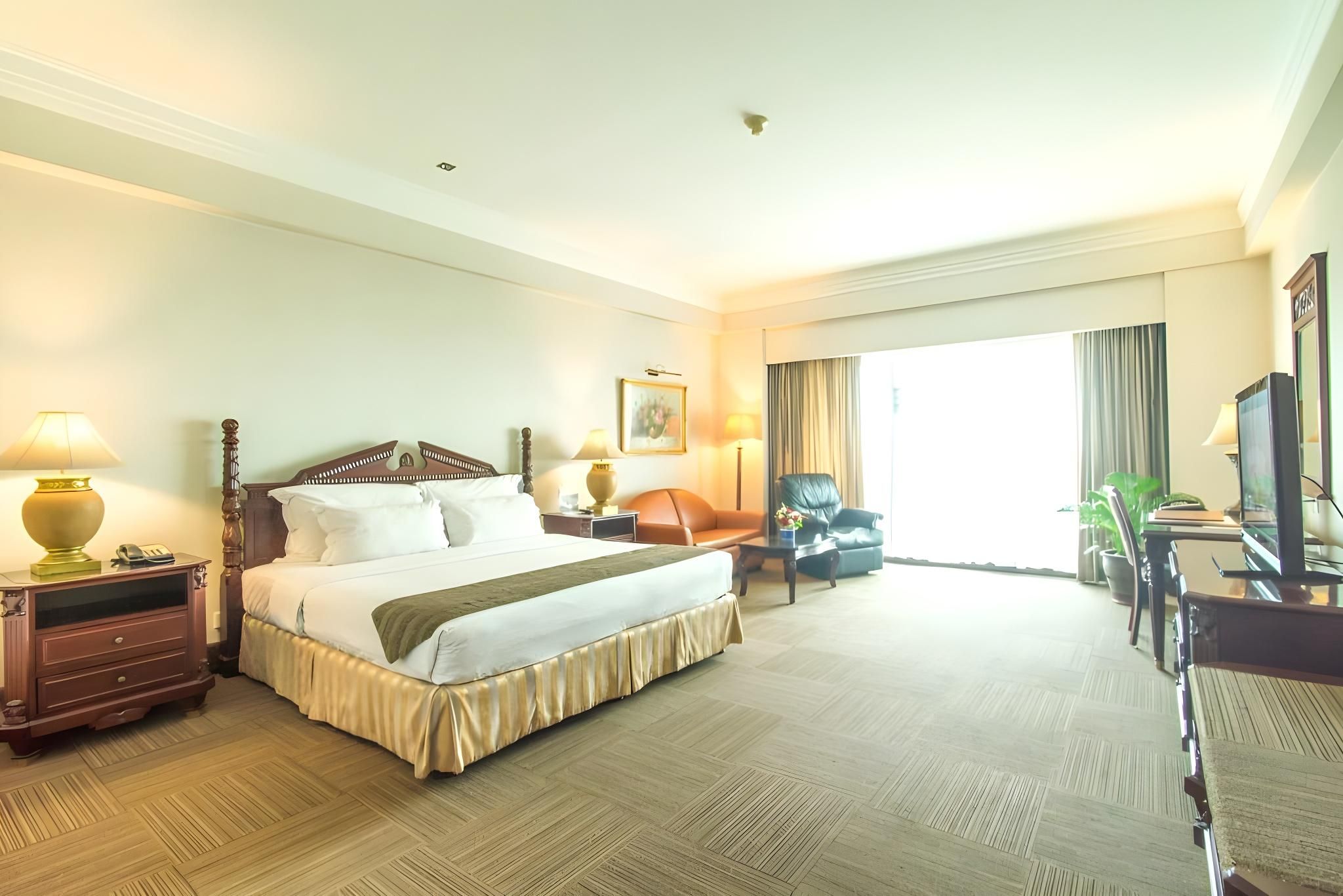 Junior Suite Room