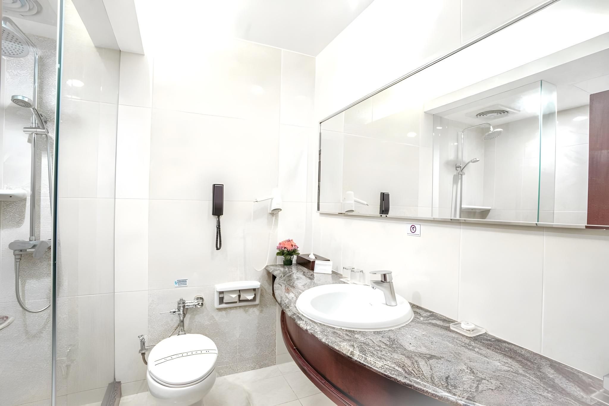 Executive Family Room