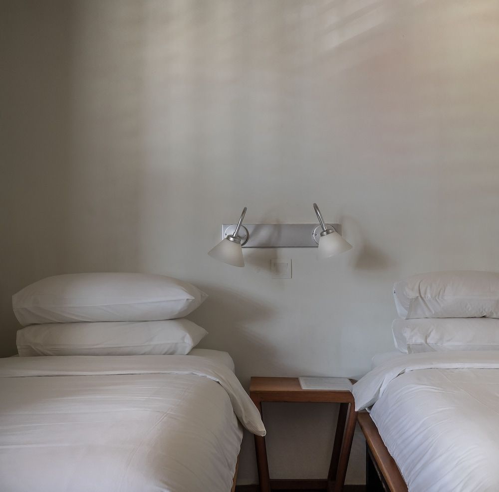 Ren i Tang Balcony Room (First Floor)