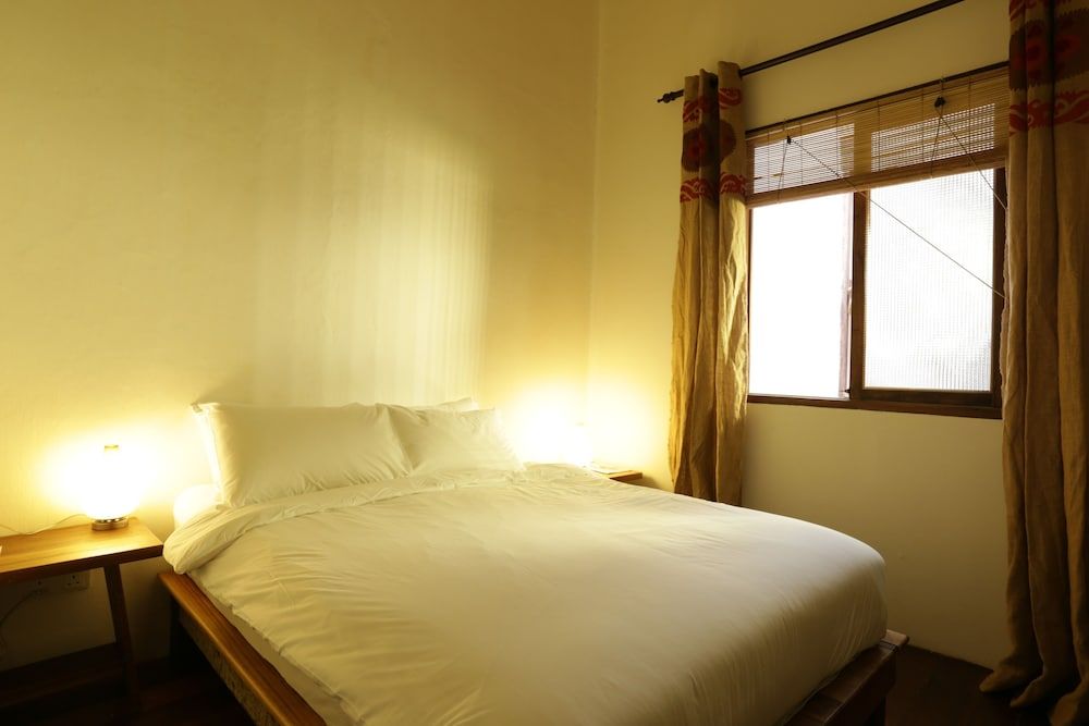 Ren i Tang Family Room (First Floor)