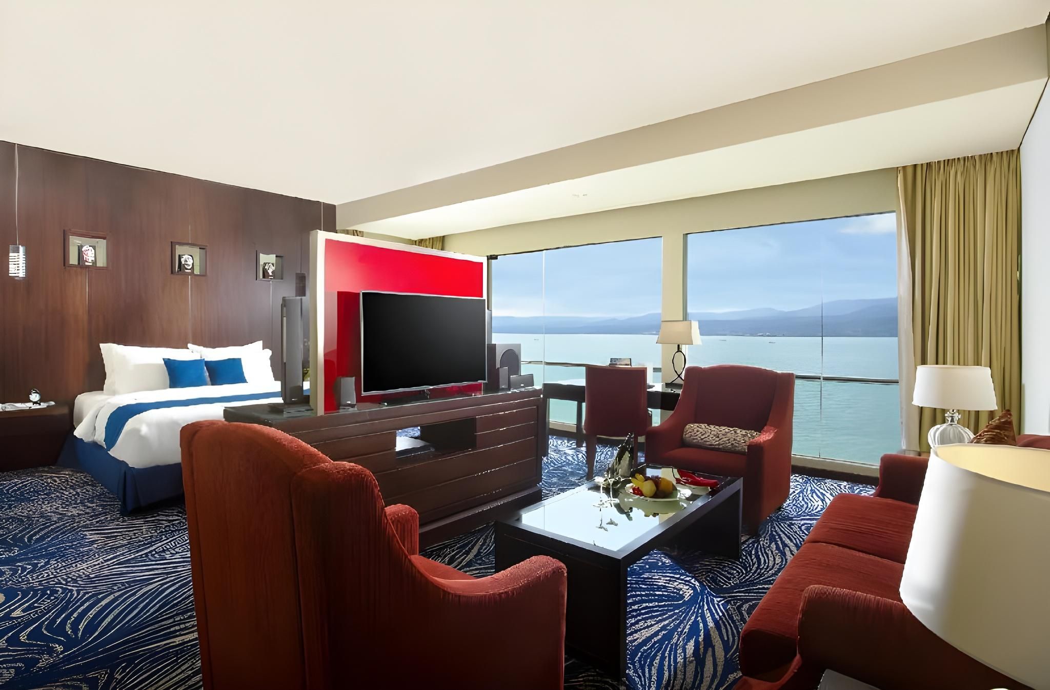 Executive Suite