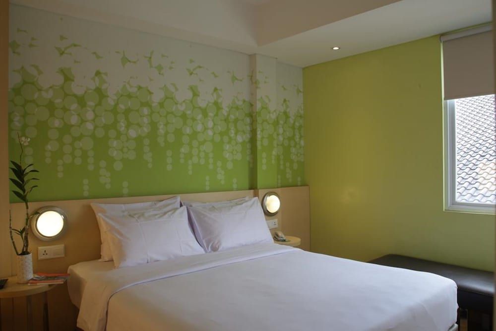 Zest Bogor by Swiss-Belhotel International Suite, City View