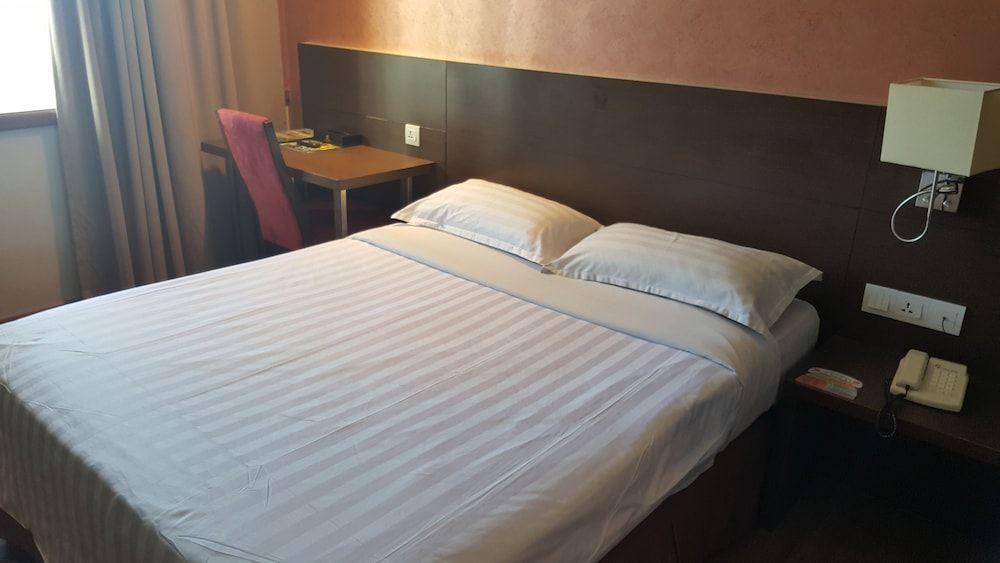 Hotel Malaysia Standard Double Room