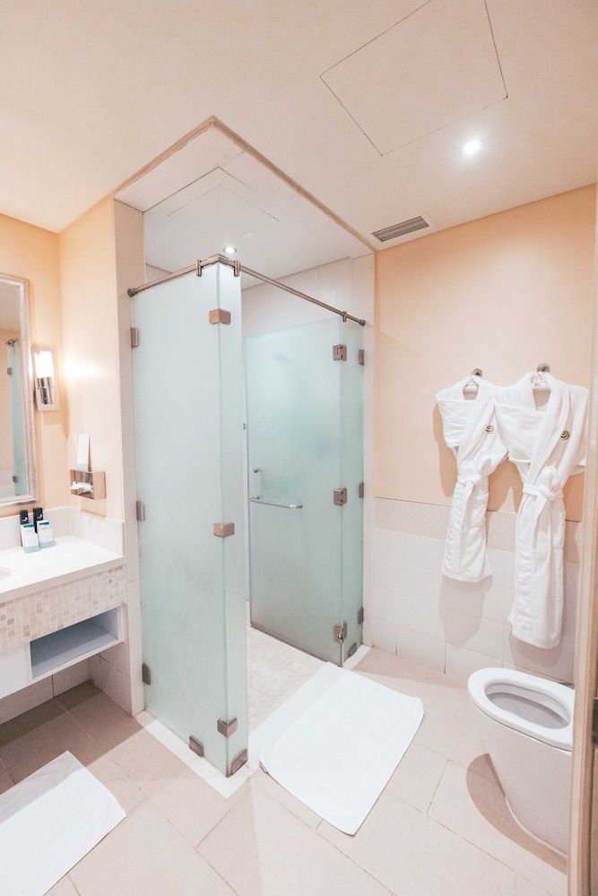 Salalah Gardens Hotel Managed by Safir Hotels & Resorts Deluxe Room 8