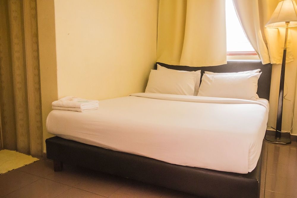 Anggerik Lodging Hotel Bunga Raya Room 2