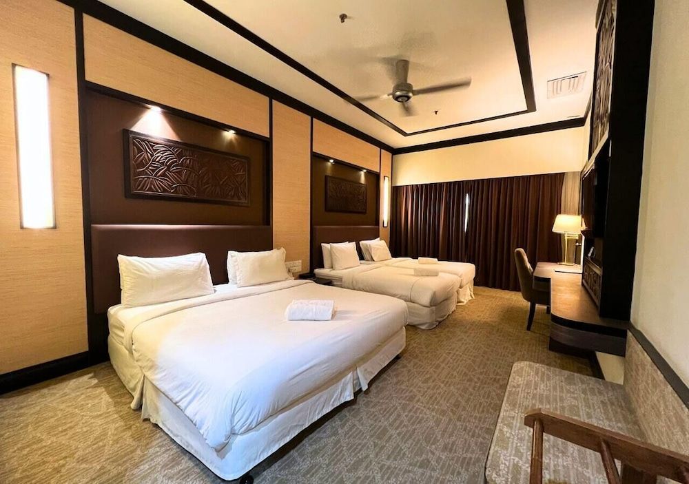 Tanjong Puteri Golf Resort - Malaysia Deluxe Family Room