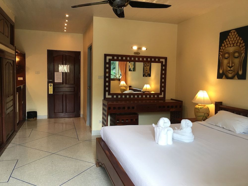 Top Resort Deluxe Double Room 4