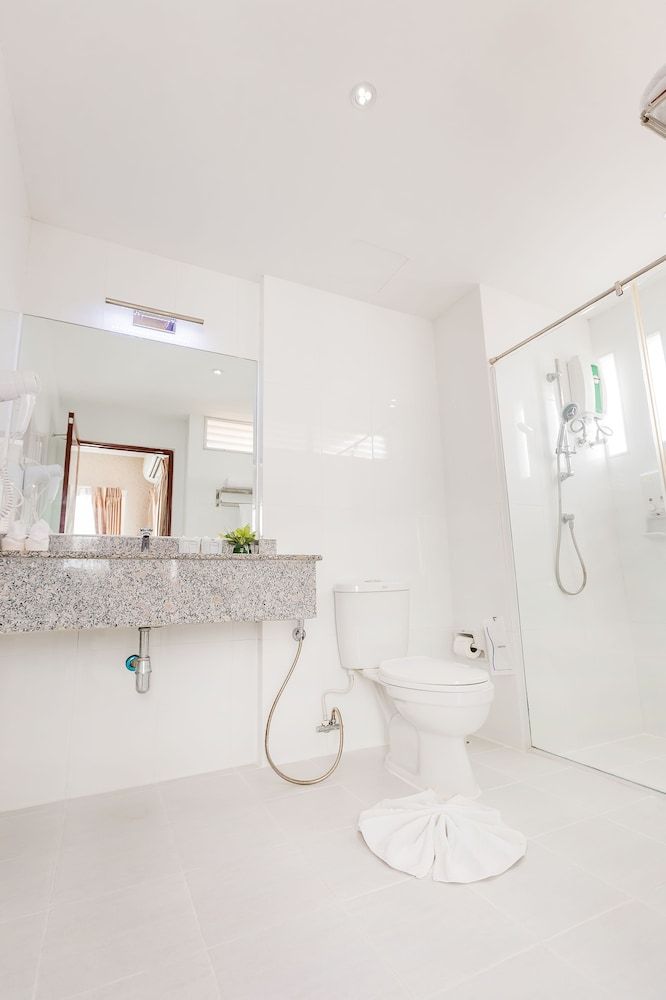 Roseate Hotel Chiangmai Superior Double Room 6