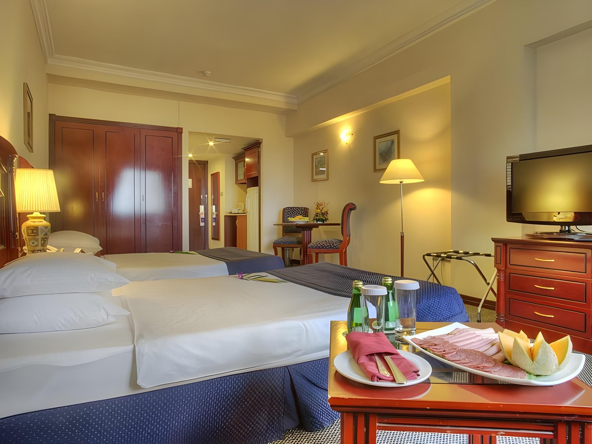 Al Diar Mina Standard Double Room 4