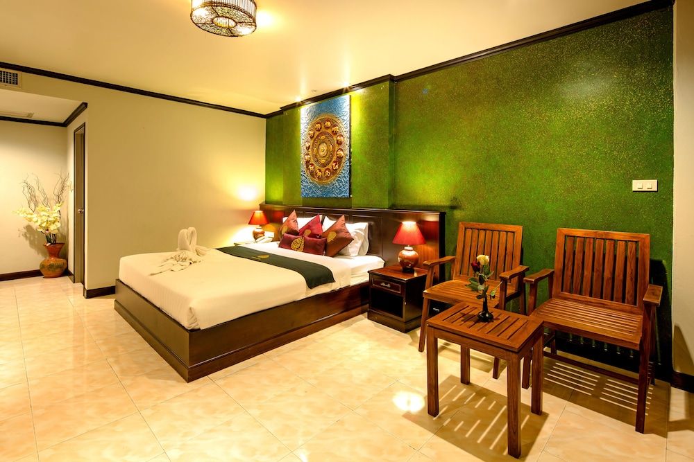 undefined Tanawan Phuket Hotel 3
