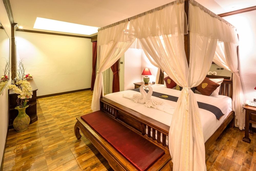 undefined Tanawan Phuket Hotel 8