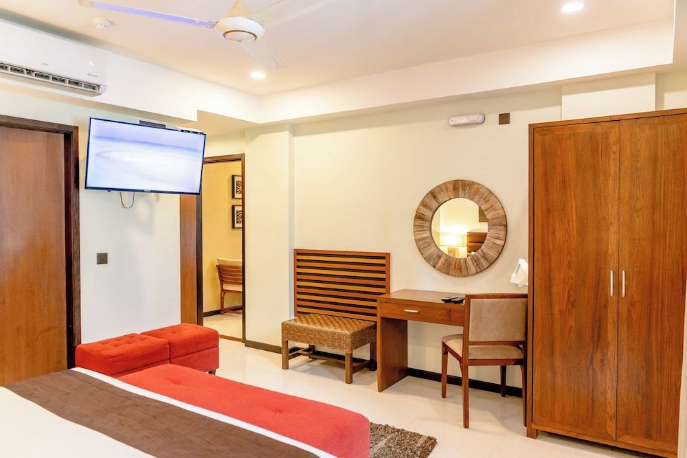 The Somerset Hotel Executive Superior Room (Free Return Airport Transfer, 10% off on F&B, Complimentary Gym Access) 6