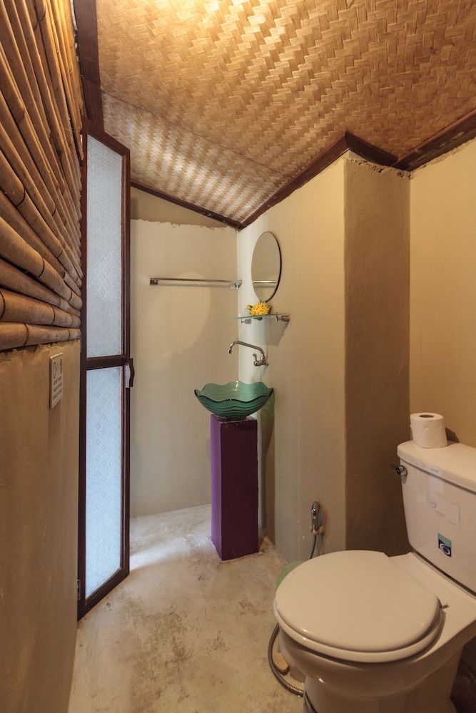 Sabaii Bay Resort Fan Bungalow 11