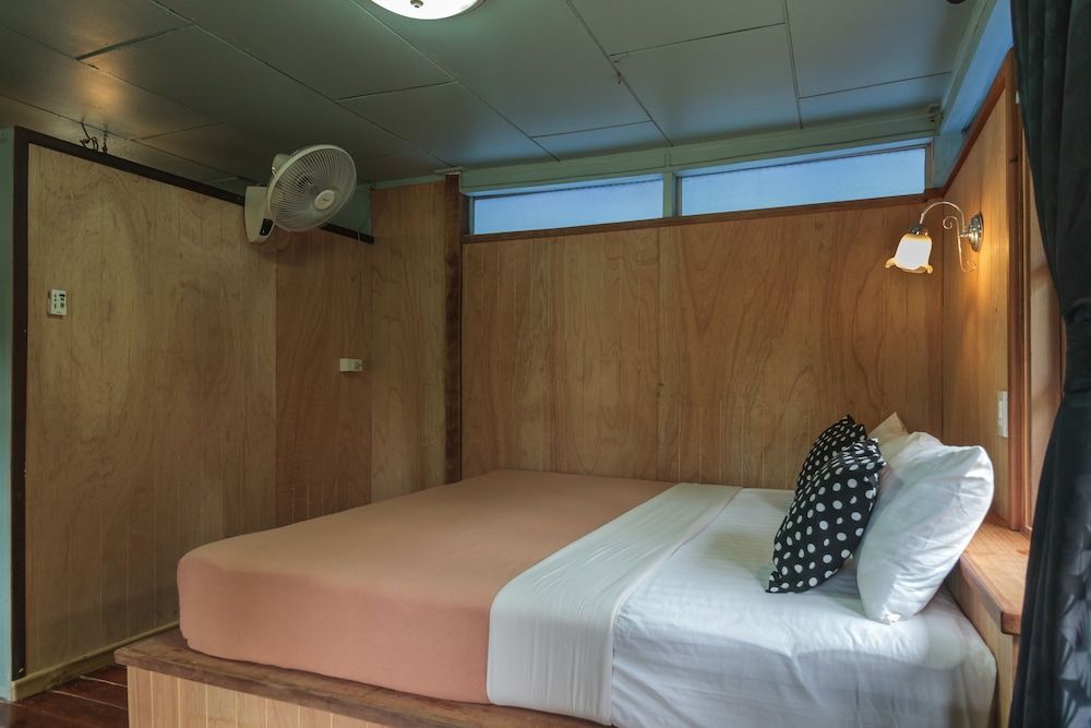 Sabaii Bay Resort Fan Bungalow 8