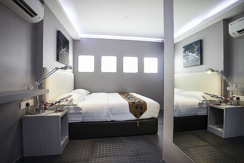 Sri Langit Hotel KLIA Economy Queen Room 4