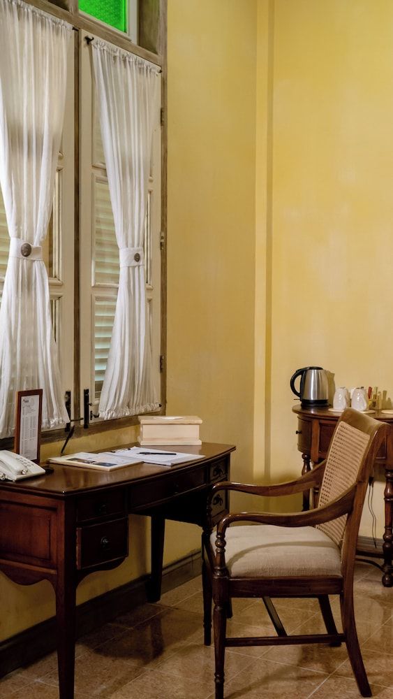 Kayu Arum Resort Executive Room 14