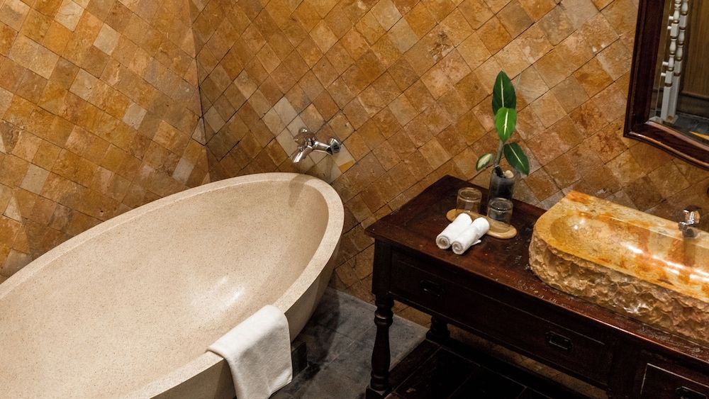 Kayu Arum Resort Executive Room 7