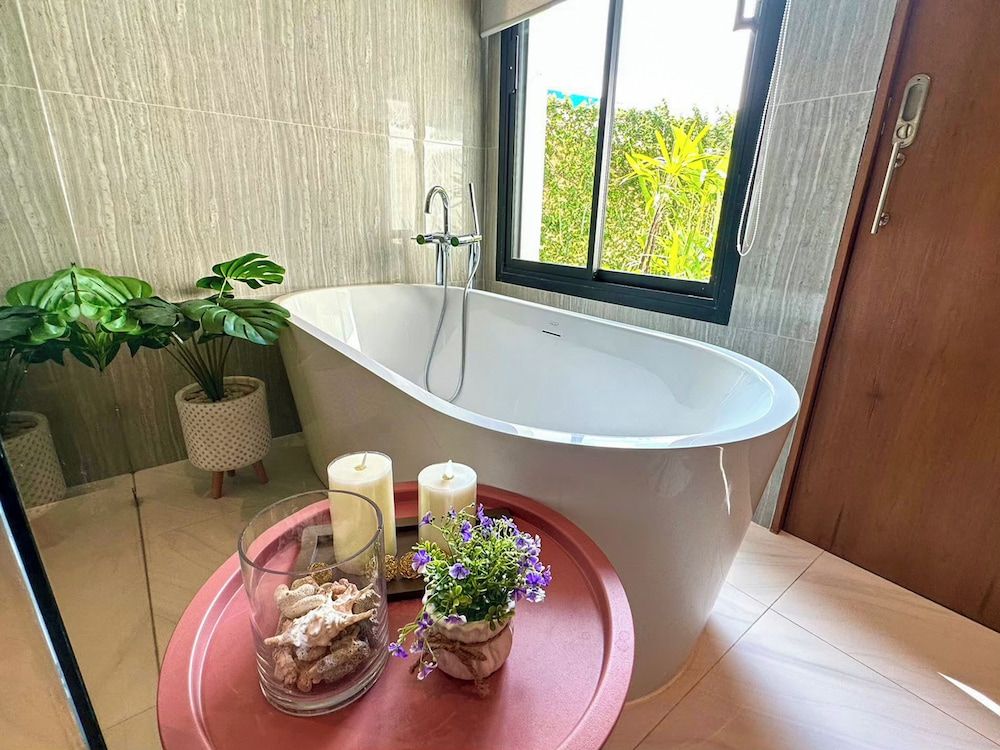 The Kiri Villas Resort Honeymoon One Bedroom Pool Villa 7