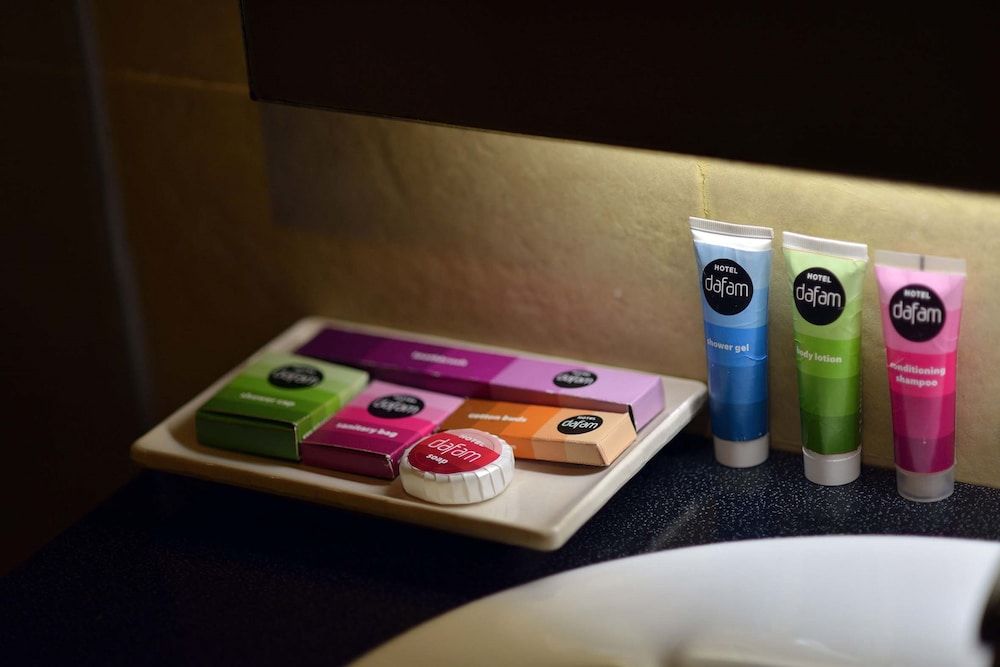 Hotel Dafam Cilacap Deluxe Room 2