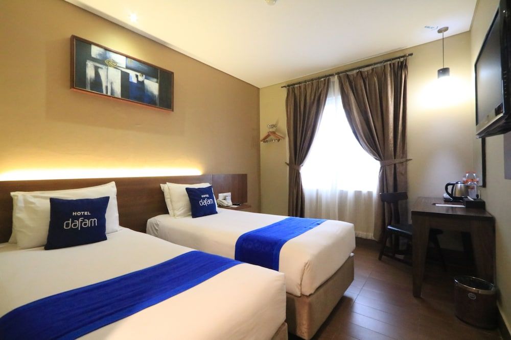 Hotel Dafam Cilacap Superior Room
