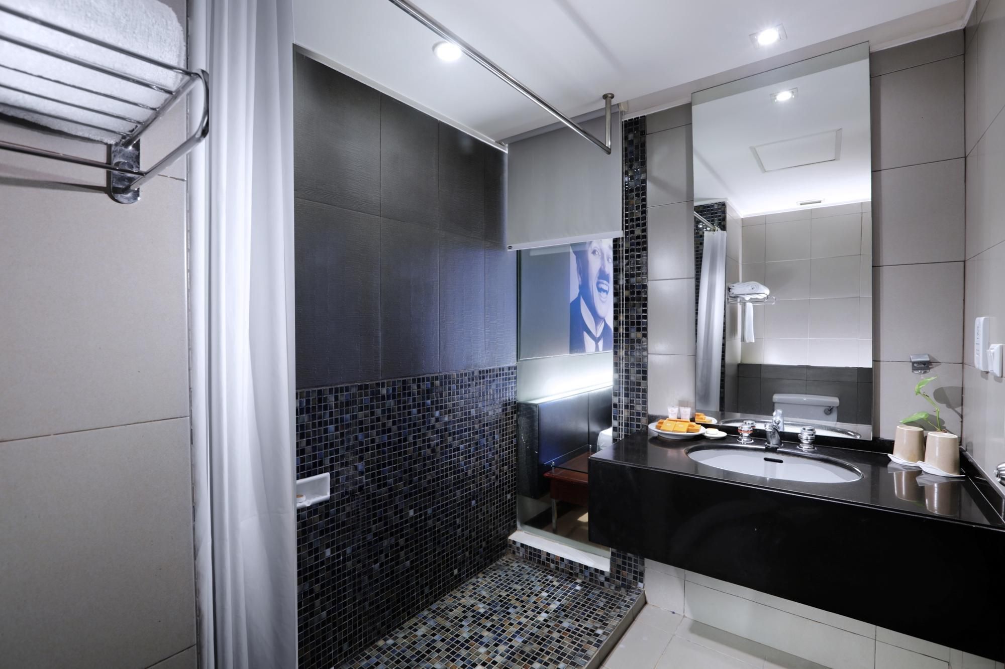 Grand Candi Hotel