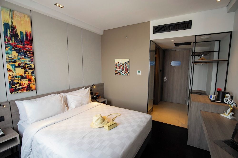 Executive Room
