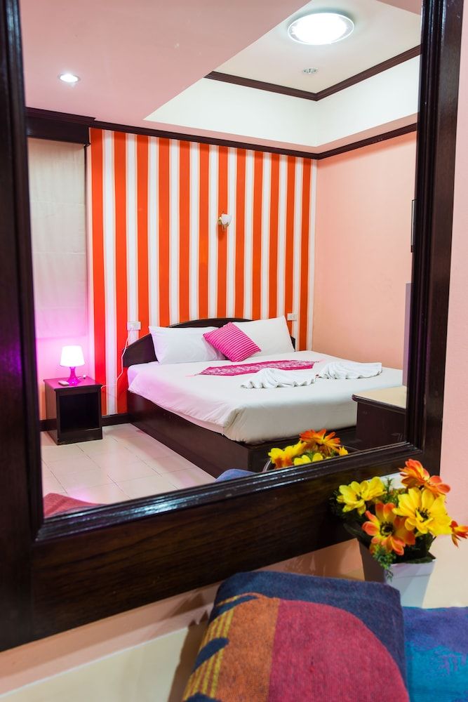 Hotel Grand Orchid Inn Standard Double Room 5