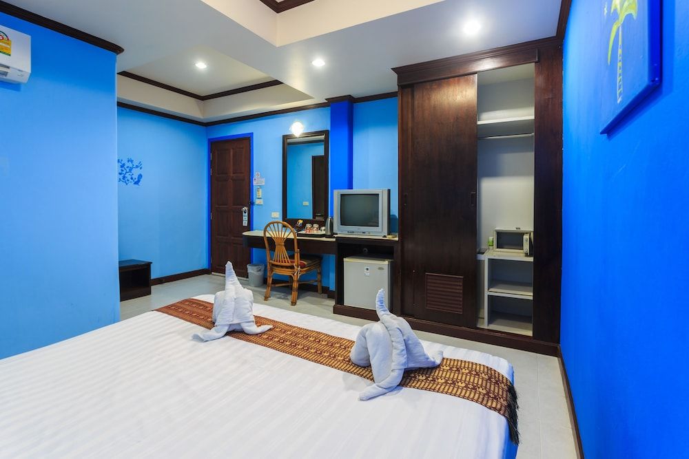 Hotel Grand Orchid Inn Standard Double Room 8