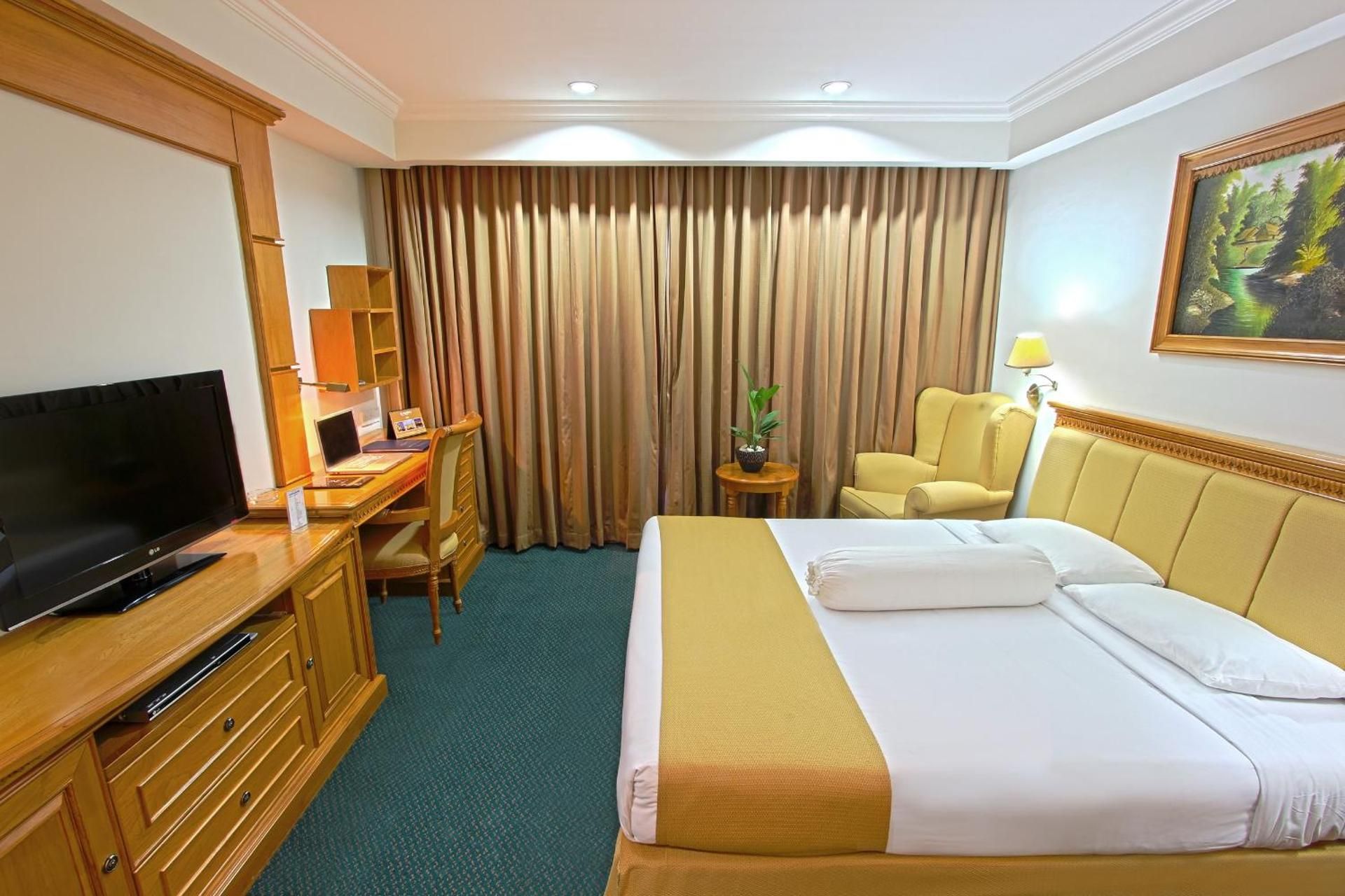 undefined Harmoni Suites Hotel 3