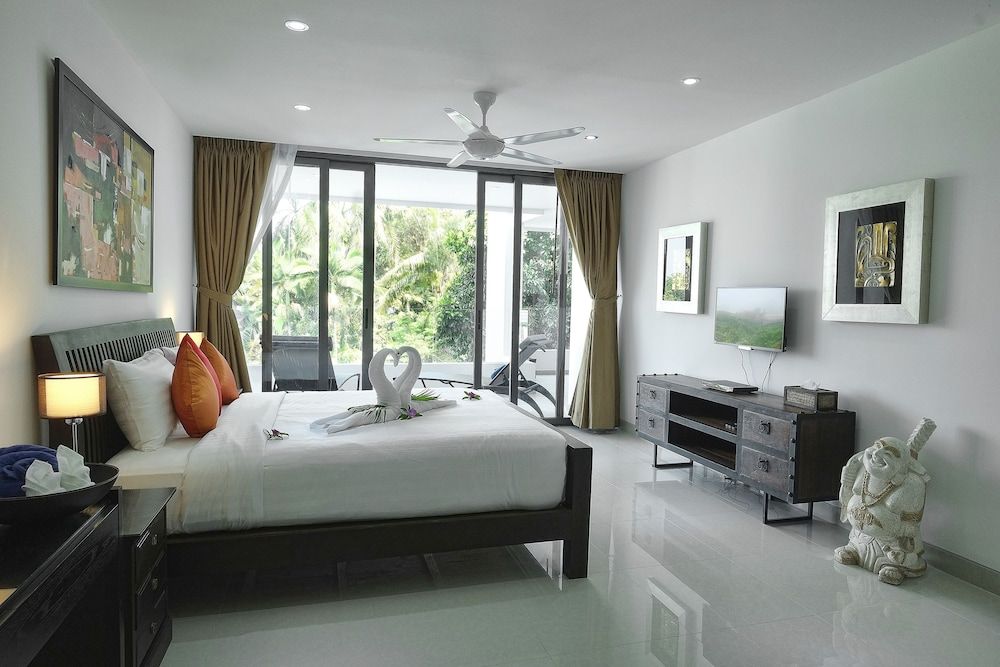 Sansuri Resort Phuket Luxury Apartment, 2 Bedrooms, Kitchenette, Partial Sea View 3