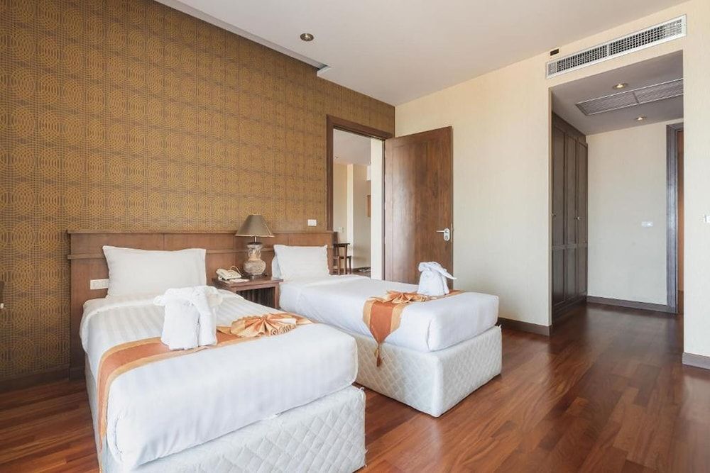 Junior Twin Room