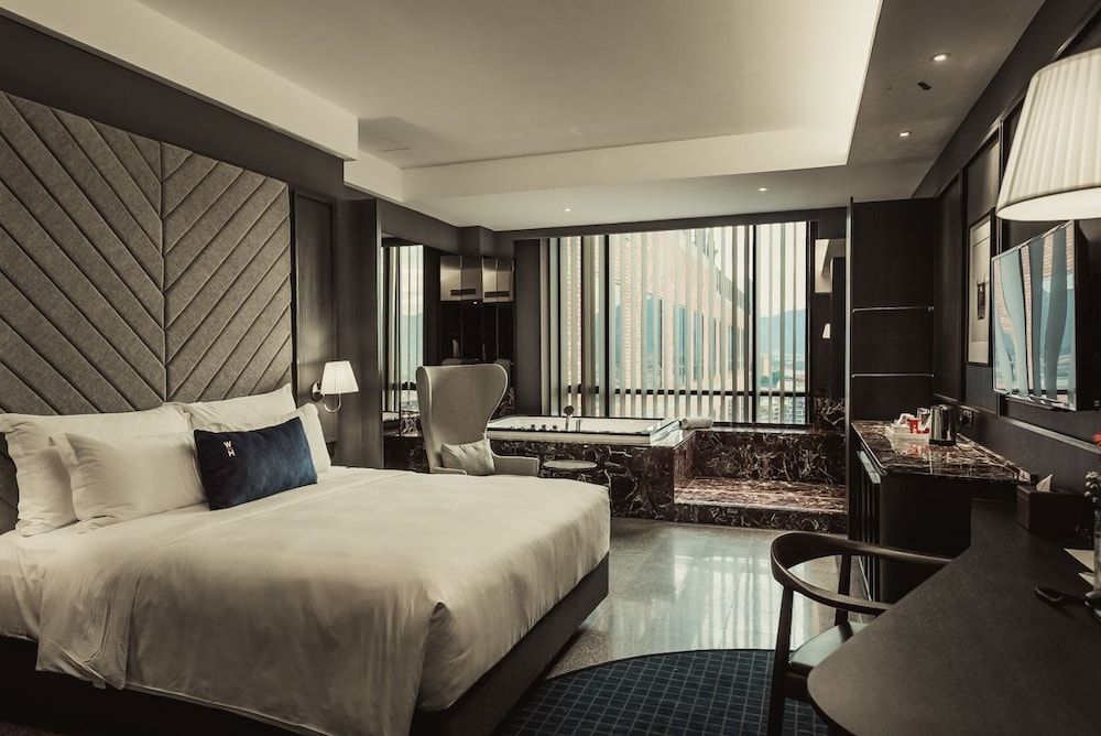 undefined WEIL Hotel 4